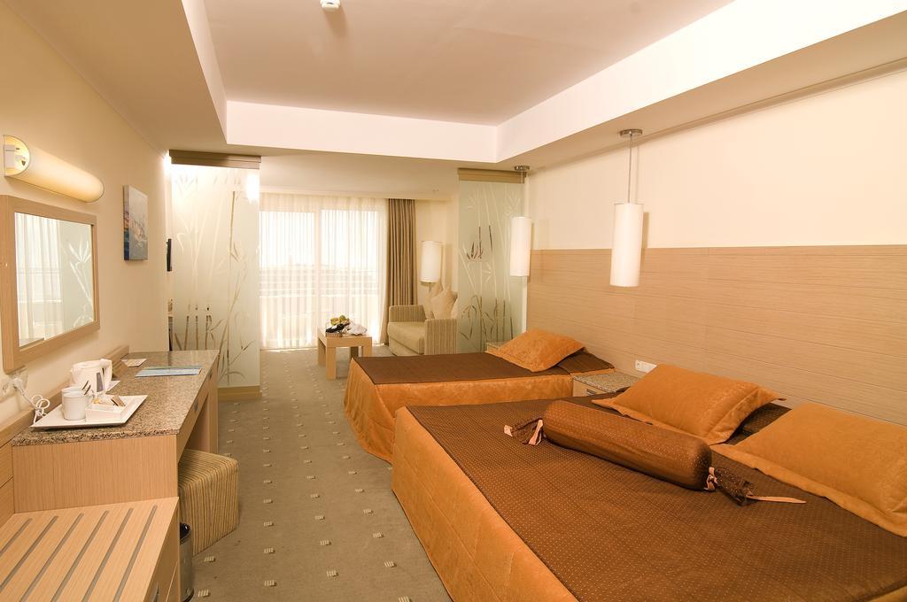 Sealight Resort Hotel Kusadası Rum bild