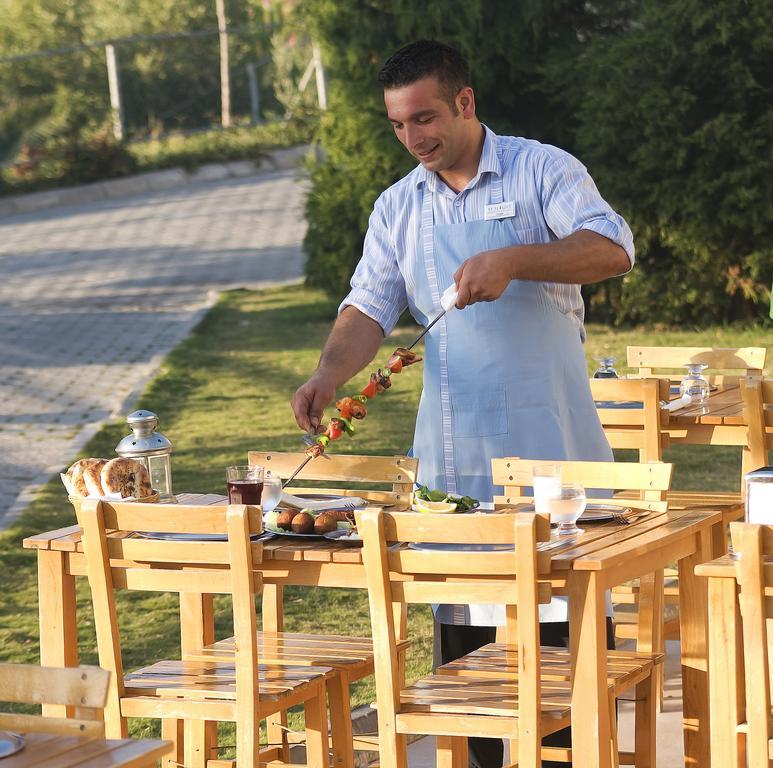 Sealight Resort Hotel Kusadası Exteriör bild