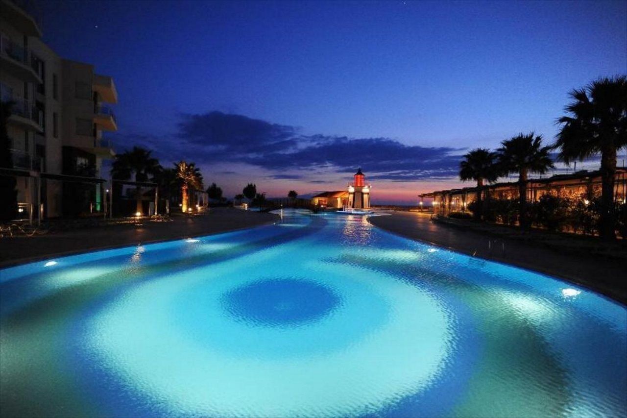 Sealight Resort Hotel Kusadası Exteriör bild